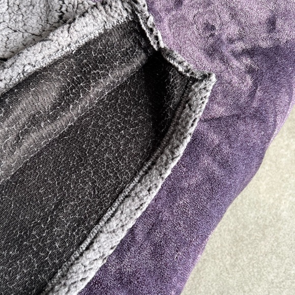 University of Arizona sweatshirt - Picture 5 of 5